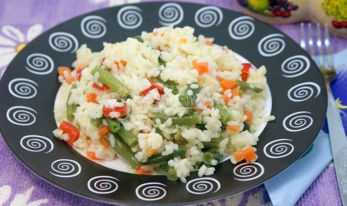 Тортеллини с песто и сушеными помидорами