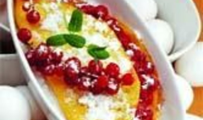 Омлет-суфле со смородиной