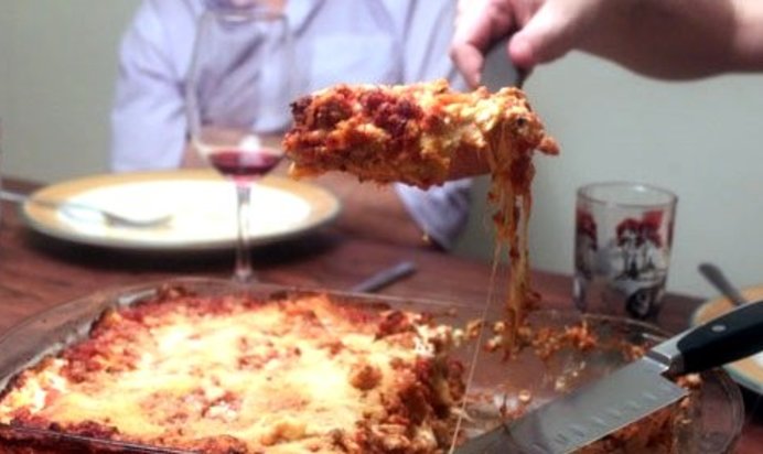 Лазанья с фаршем и моцареллой