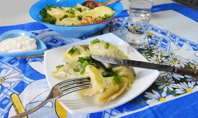 Вареники на пару в мультиварке