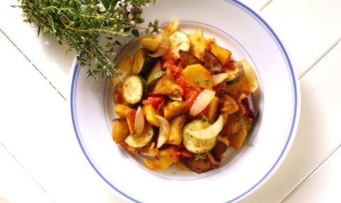 Рататуй с тыквой и орегано