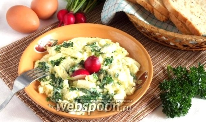 Омлет с зеленью в микроволновке