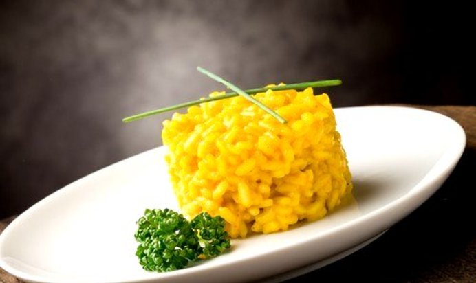 Сливочное ризотто с морковью и пармезаном