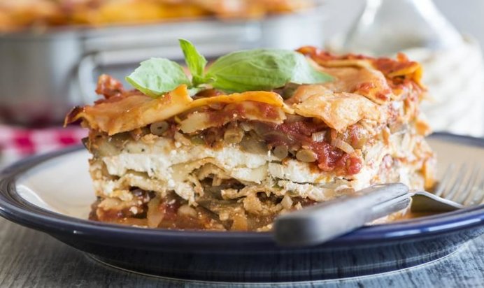 Лазанья с овощами гриль и лимонной рикоттой