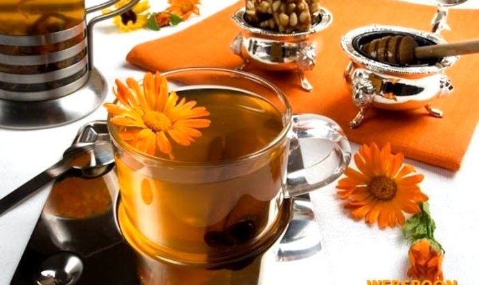 Имбирный чай с календулой и корицей