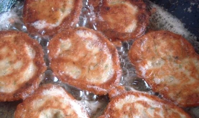 Икорные оладьи