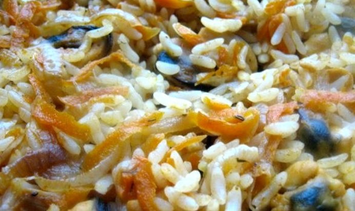 Плов в духовке в казане