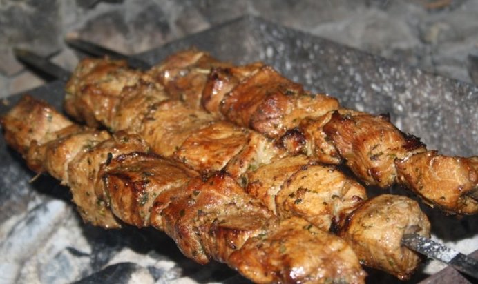 Шашлык в маринаде Яблочный песто