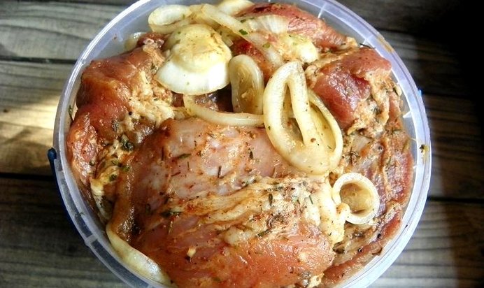 Мясо в собственном соку для шашлыка