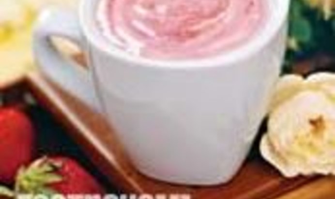 Клубнично-йогуртовый чайный кулер