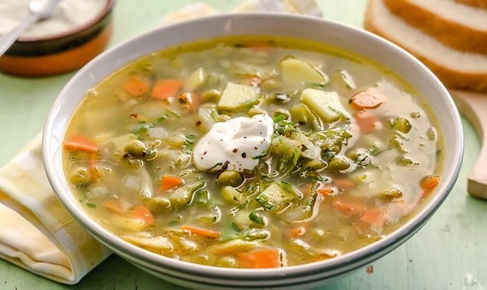 Суп из сборных овощей на мясном бульоне