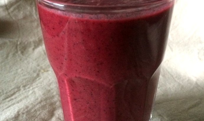 Осенний ягодный смузи