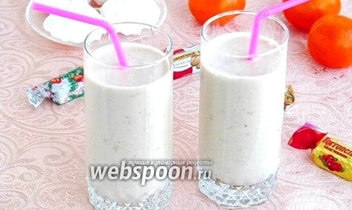 Коктейль молочно-банановый с карамельным пудингом и мороженым