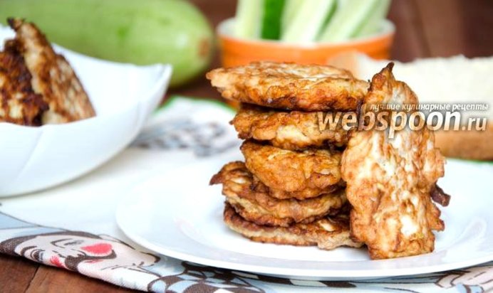 Оладьи из курицы с кабачком