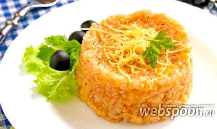 Рисовая каша с томатной пастой и сыром