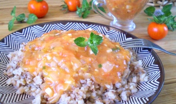 Гречка под соусом