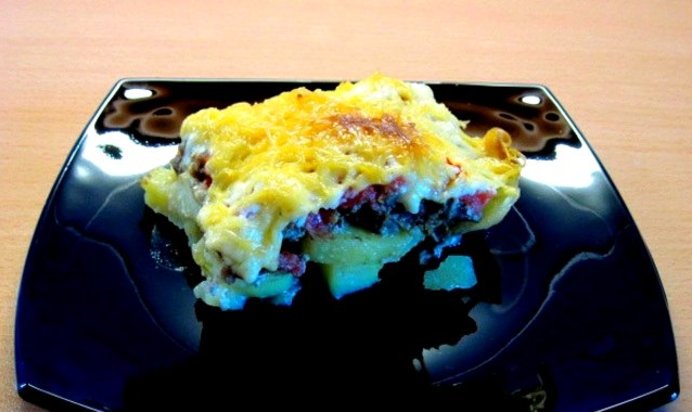 Мясная запеканка с картофелем