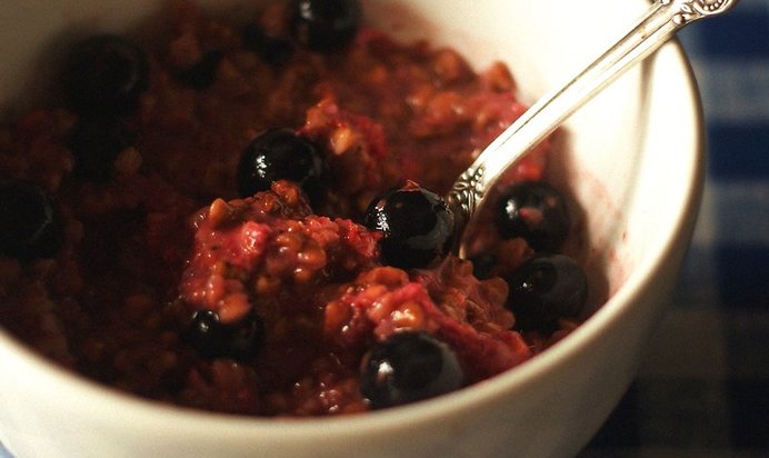 Сезонная гречневая каша для середины лета