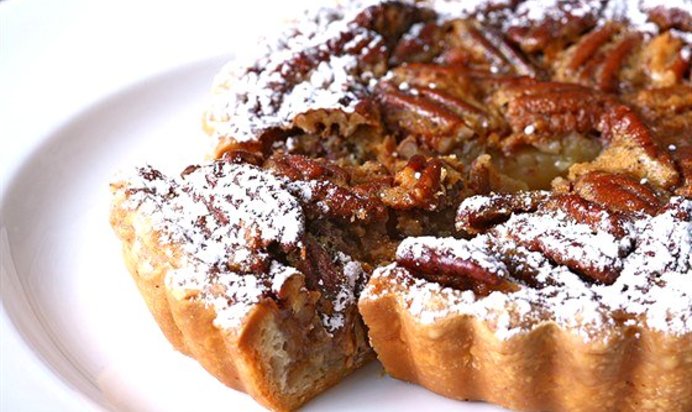 Пирог с орехами пекан и кленовым сиропом