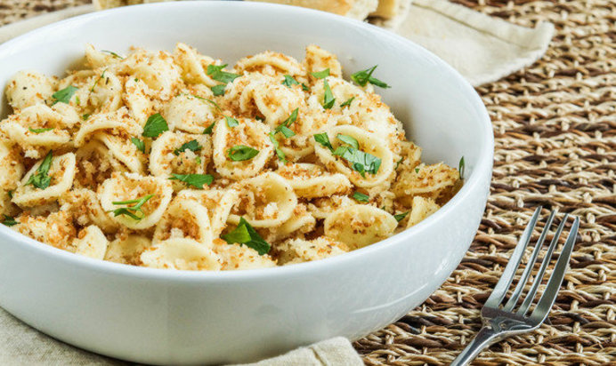 Итальянская паста с хлебными крошками