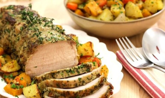 Овощи со свининой в духовке