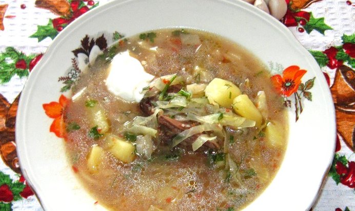 Борщ с квашеной свеклой