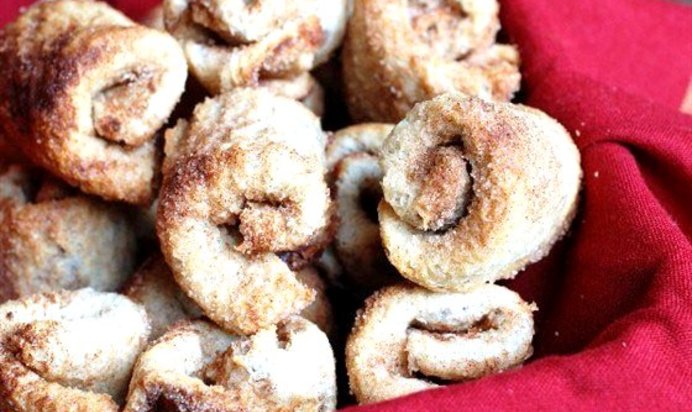 Сладкие роллы из хлеба