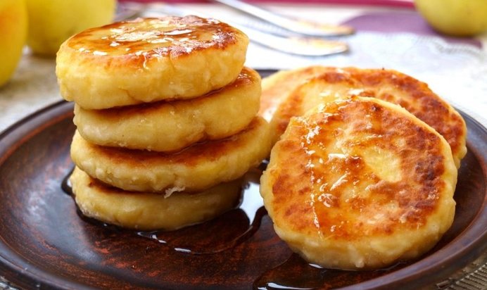 Сырники с яблоками