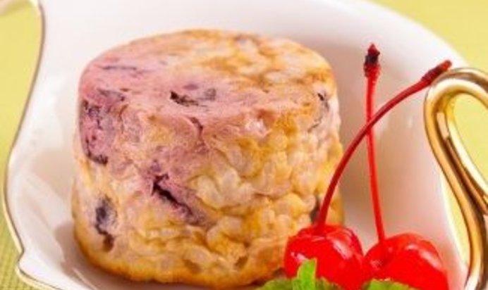 Творожно-рисовые запеканки с вишней