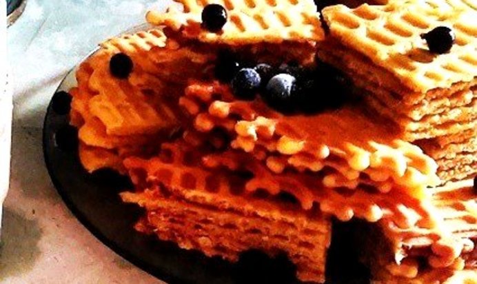 Ванильно-медовое вафельное пирожное