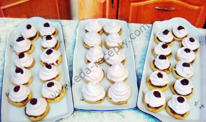 пирожное наслаждение с белковым кремом