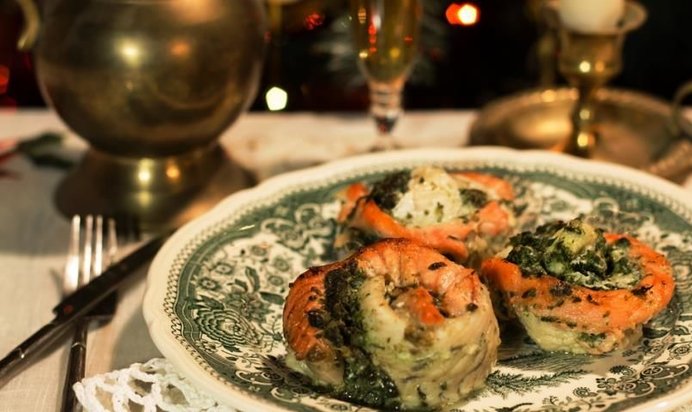 Суши с семгой