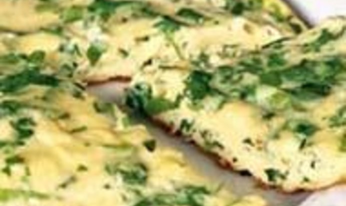 Омлет с сыром и зеленью