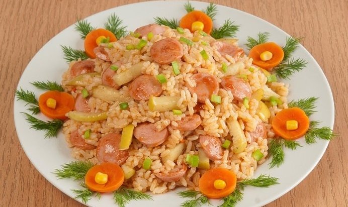 Плов с сосисками