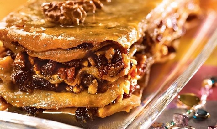 Восточное пирожное с грецкими орехами