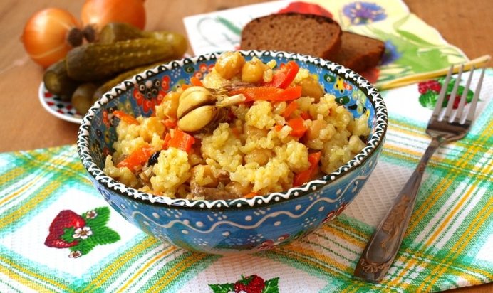 Плов с нутом