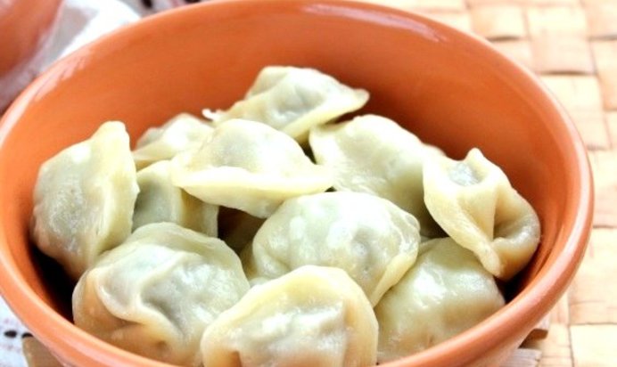 Пельмени в мультиварке на пару