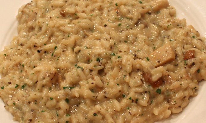 Ризотто с белыми грибами и трюфельной пастой