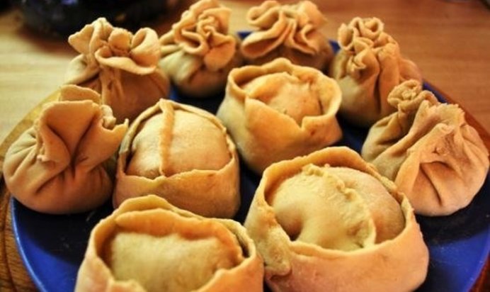 Манты с капустой