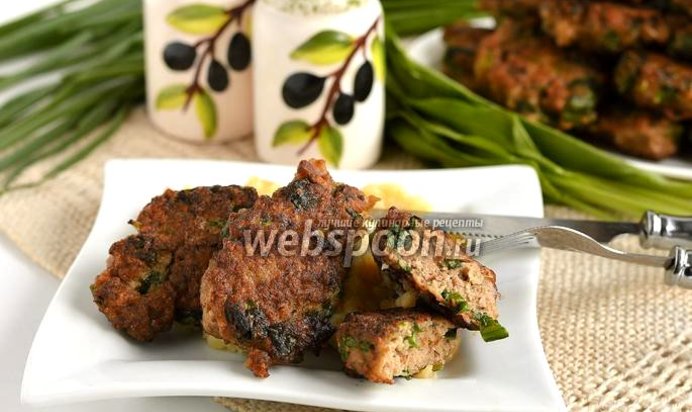 Оладьи из курицы и черемши