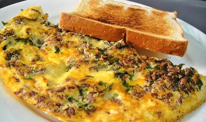 Омлет с мясным фаршем