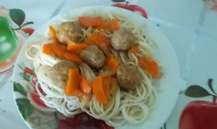 Тефтели куриные в томатном соусе