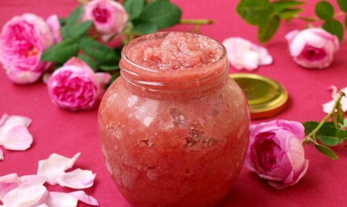 Чайная роза перетёртая с сахаром