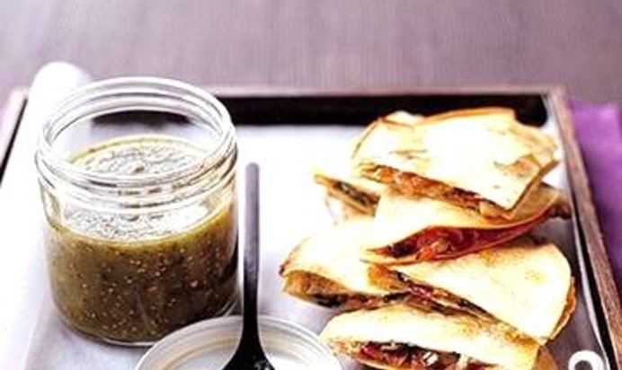 Лепешки со шпинатом и грибами