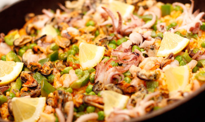 Паэлья с морепродуктами