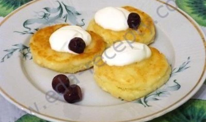 Пышные сырники из творога