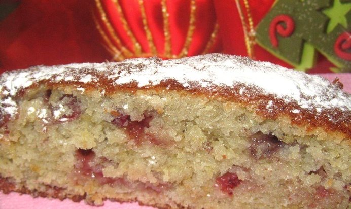 Простой кекс на йогурте