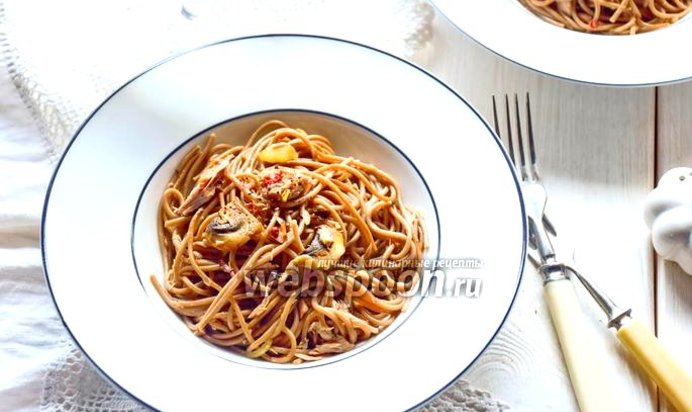 Гречневая лапша с тунцом