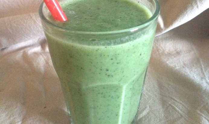 Ванильный смузи из киви и дыни