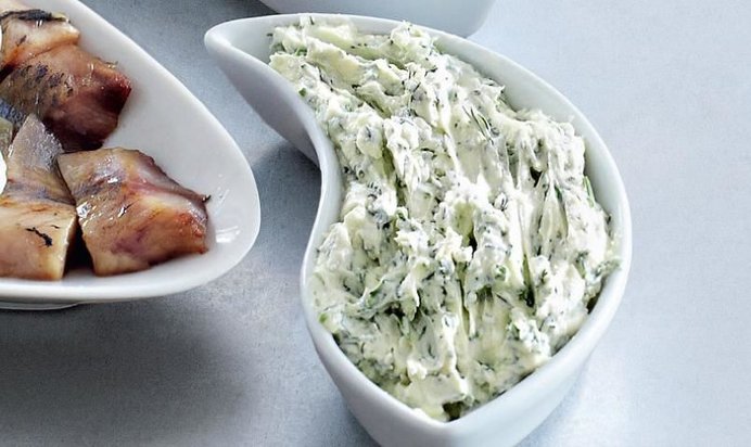 Укропное песто с подсолнечным маслом